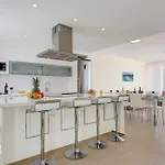 Esmeralda Sol Villa